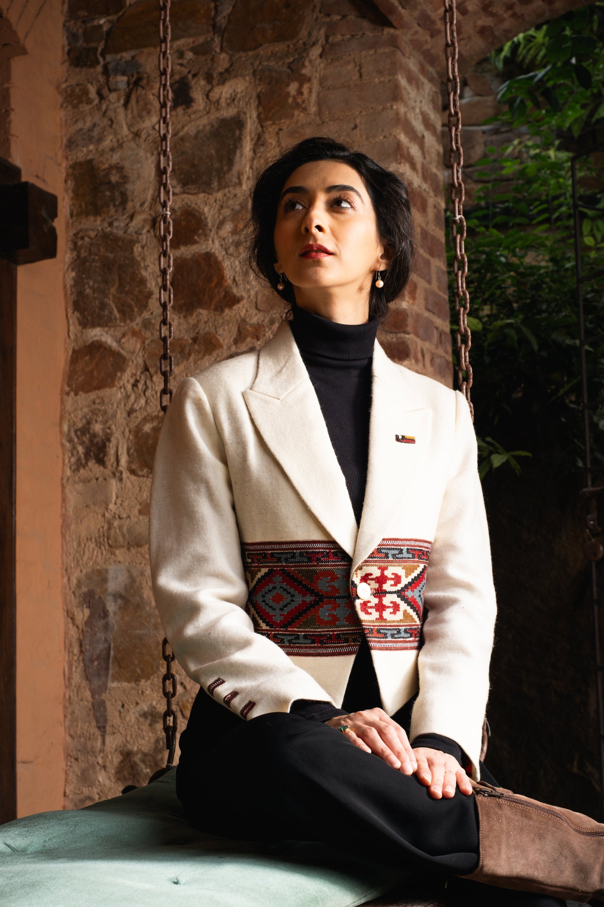 Monal Cropped Suit Wool Jacket ~ Cream