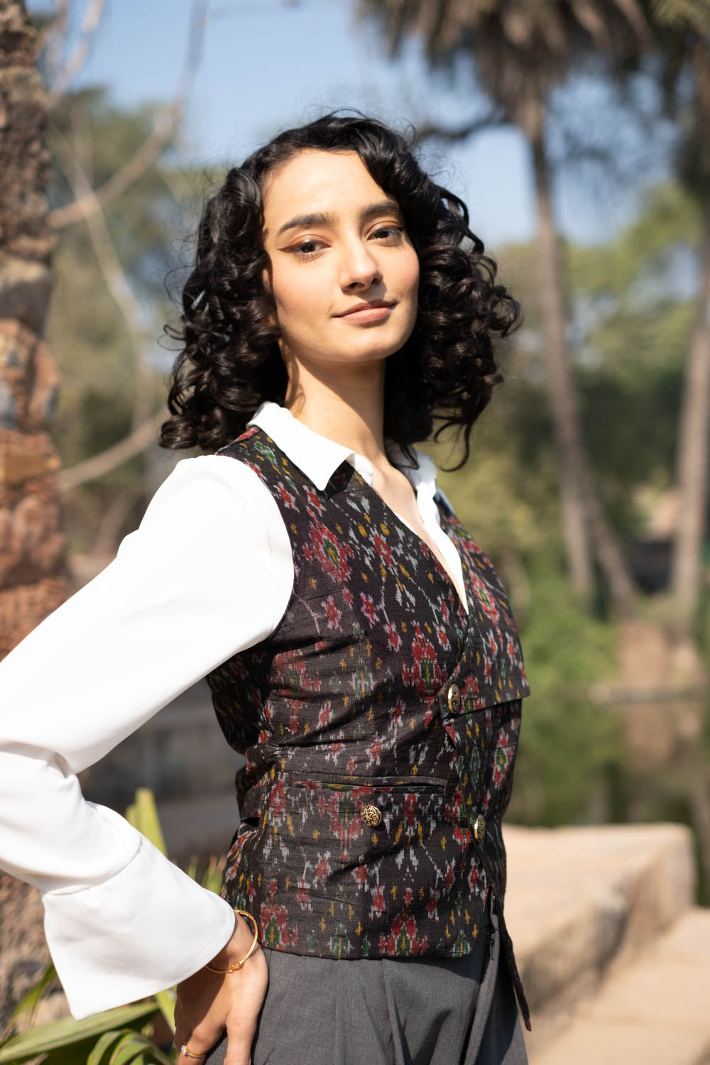 Munia Silk Ikat Waistcoat~Black
