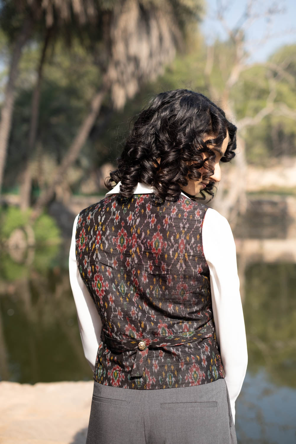 Munia Silk Ikat Waistcoat~Black