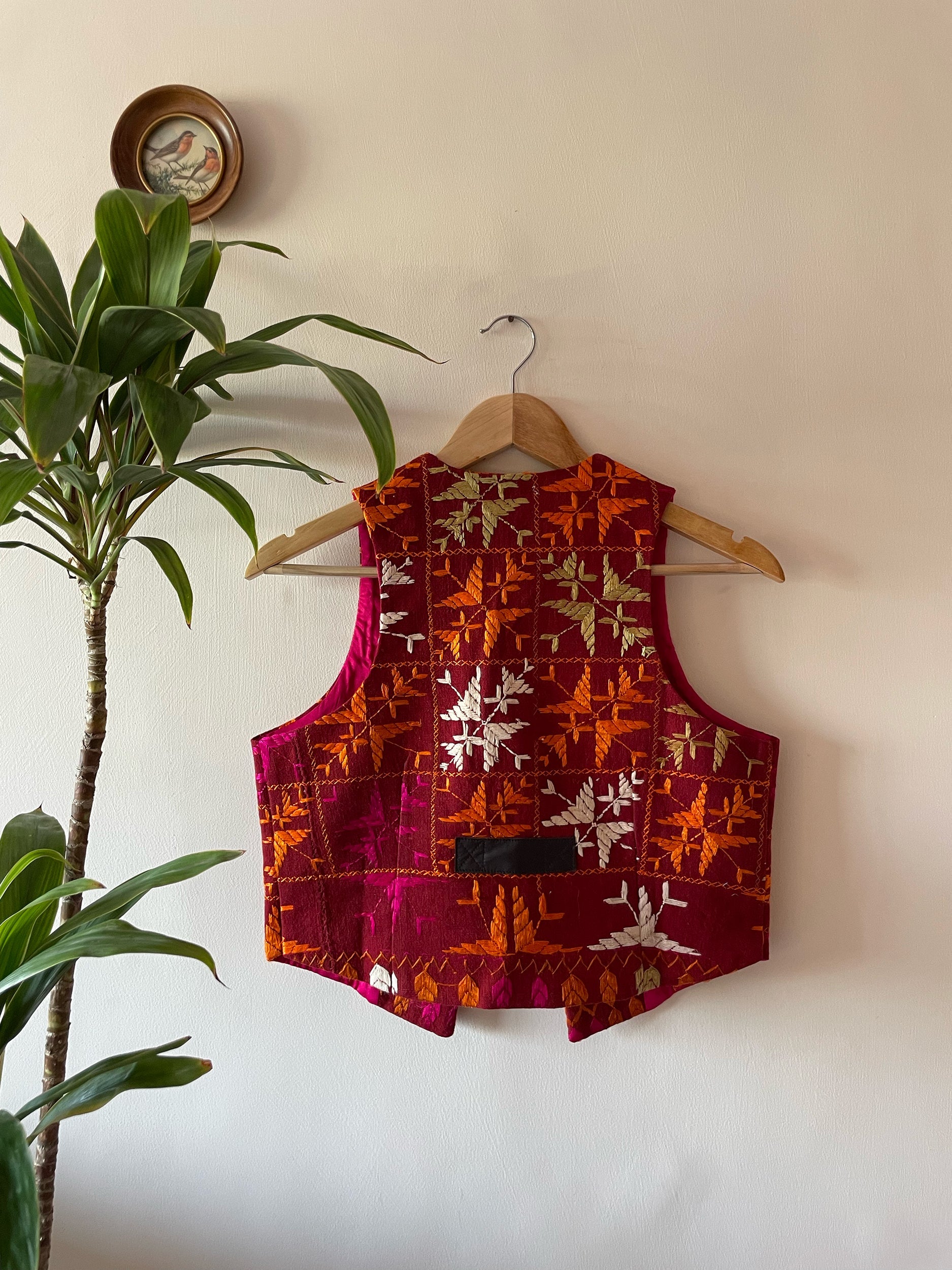 Chidiyaa Phulkari Sleeveless Jacket ~ US4