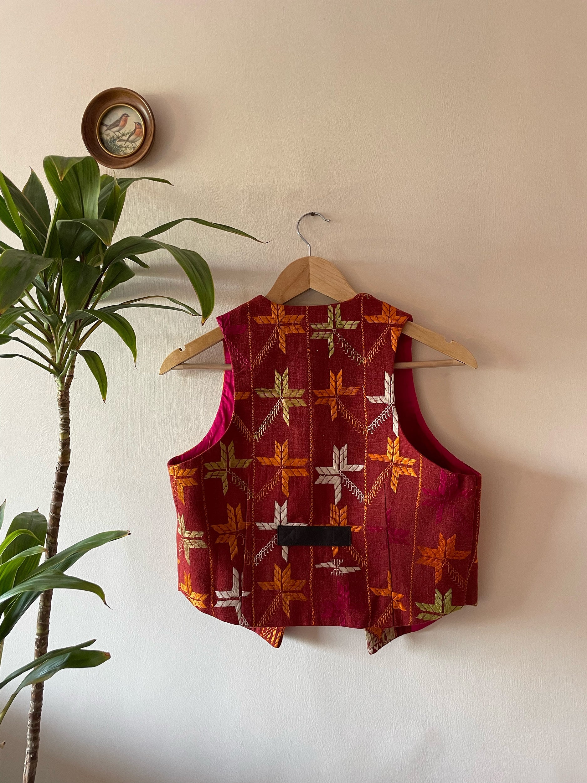Chidiyaa Phulkari Sleeveless Jacket ~ US4