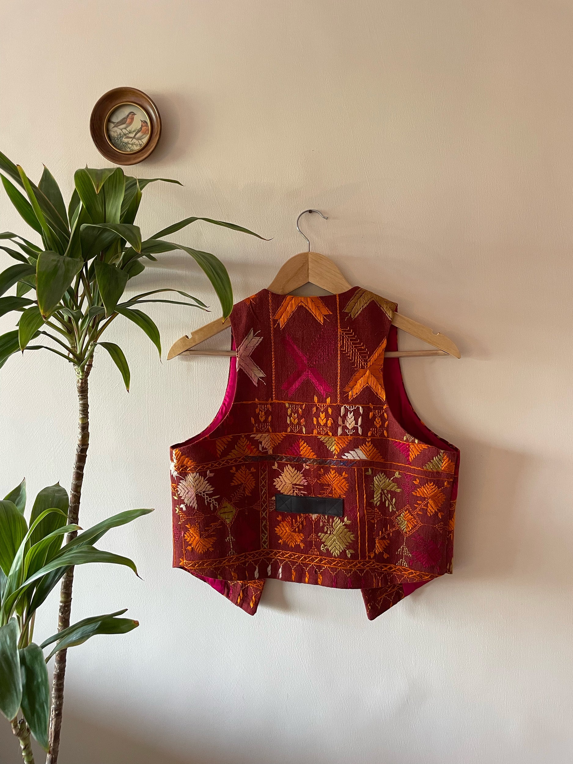Chidiyaa Phulkari Sleeveless Jacket ~ US4