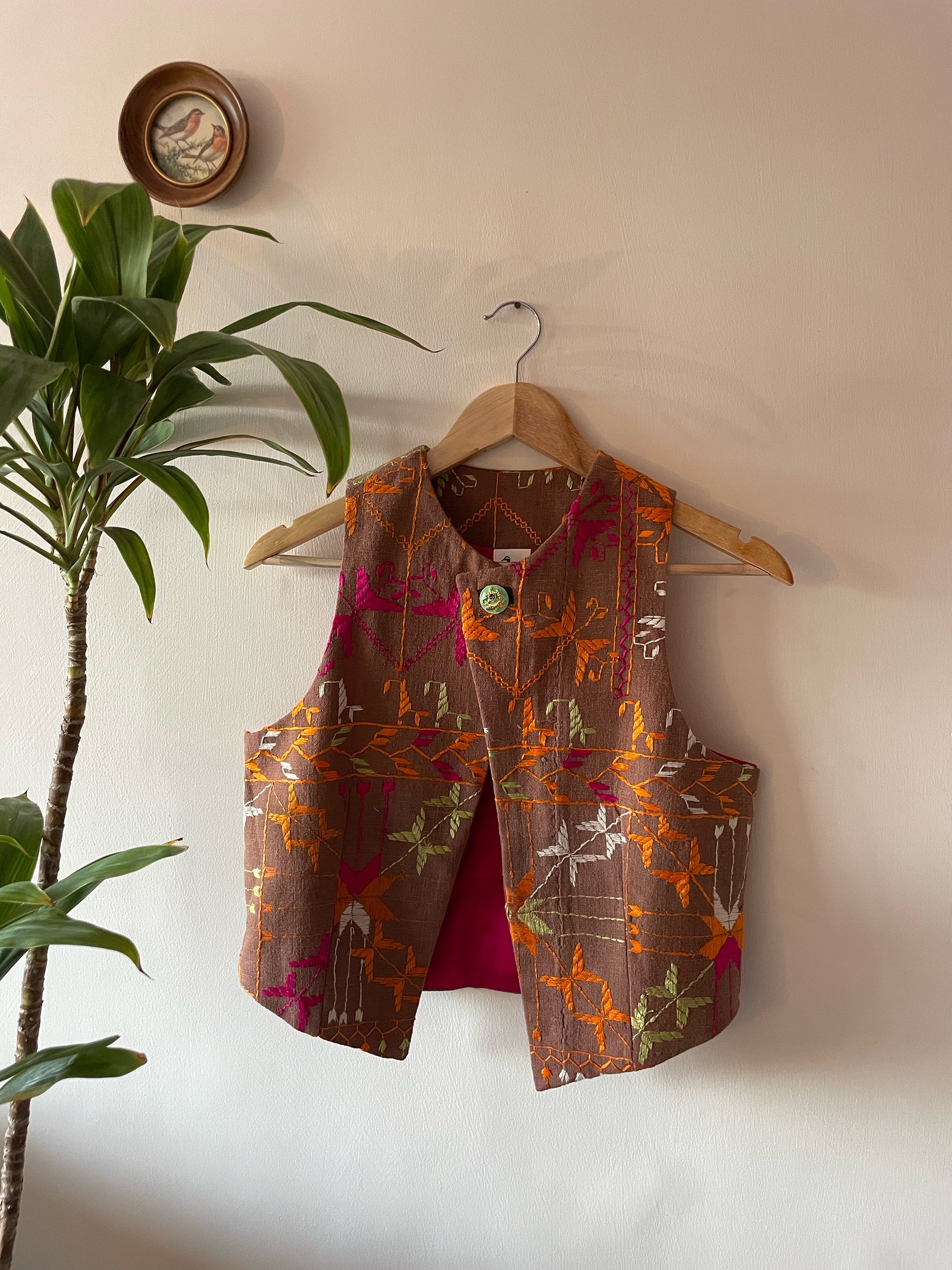 Chidiyaa Phulkari Sleeveless Jacket ~ US6