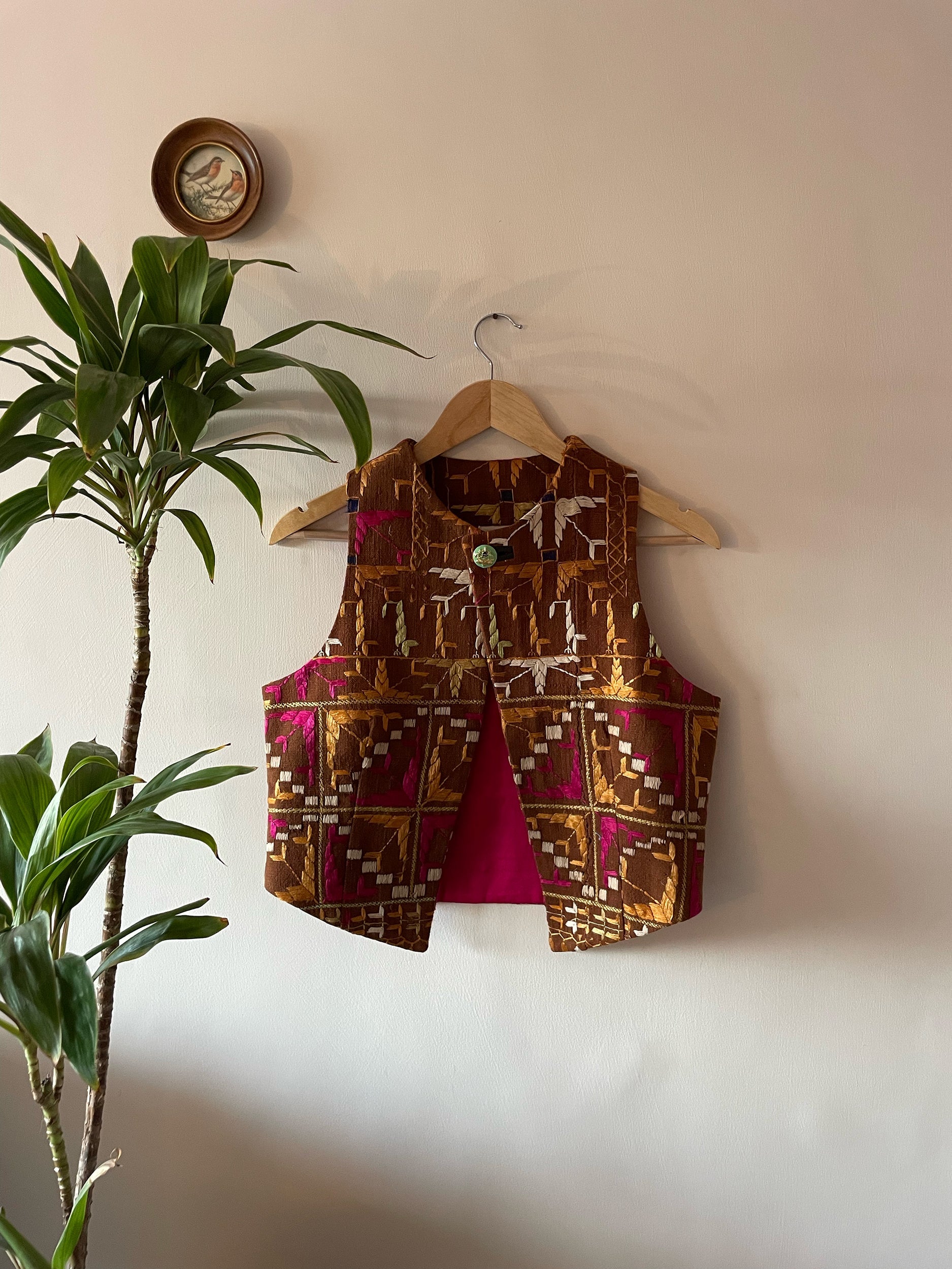 Chidiyaa Phulkari Sleeveless Jacket ~ US6