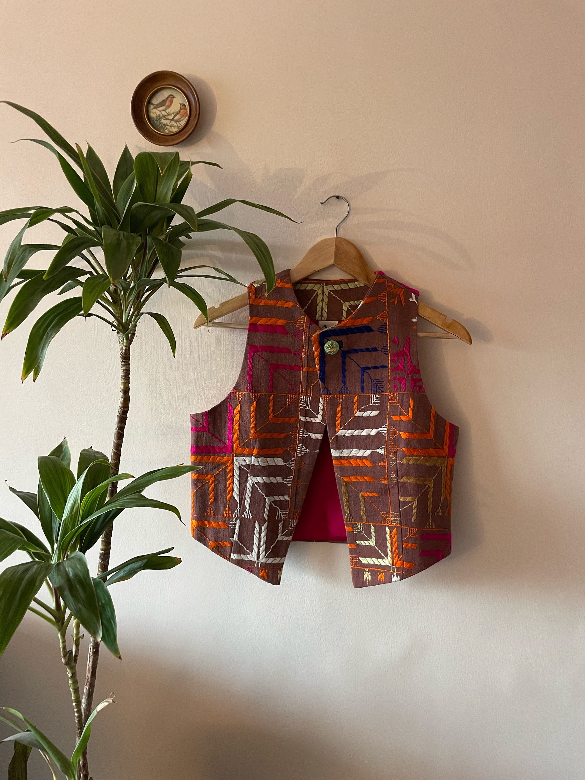 Chidiyaa Phulkari Sleeveless Jacket ~ US6