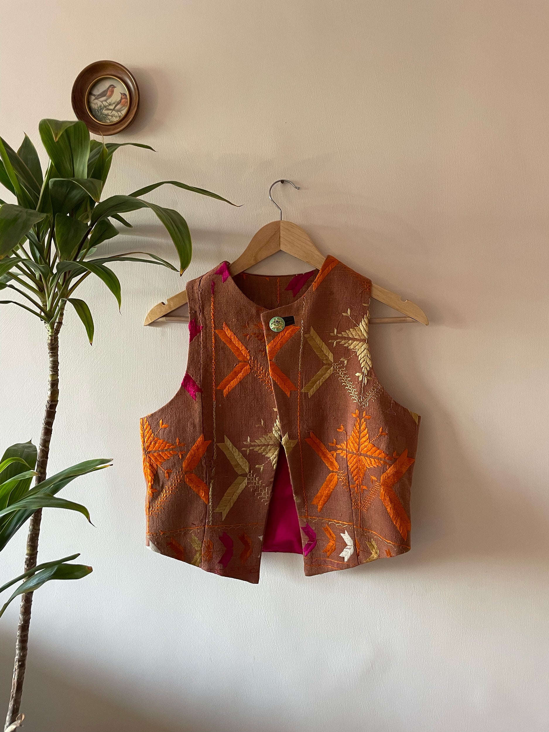 Chidiyaa Phulkari Sleeveless Jacket ~ US6